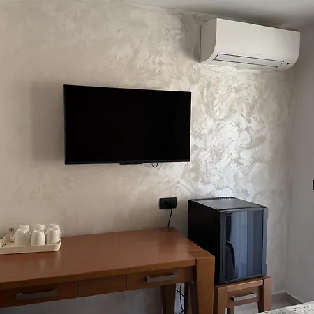 Gostinjska kuća D'elegant 4*