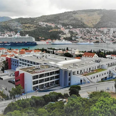 D'elegant Penzion 4*